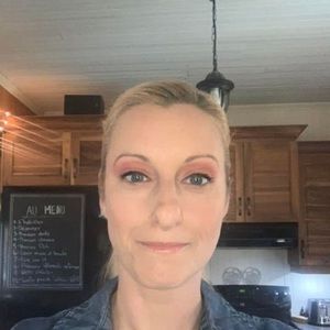 Meet your Posher, Stéphanie